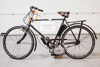 Lohmann Fahrrad mit Hilfsmotor, Baujahr 1949-1954 (mit Hybrid-Dieselmotor)